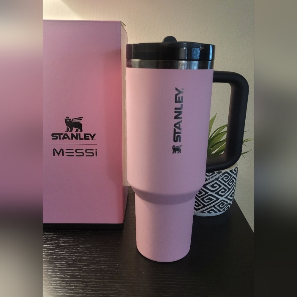 Stanley x Messi Quencher Tumbler